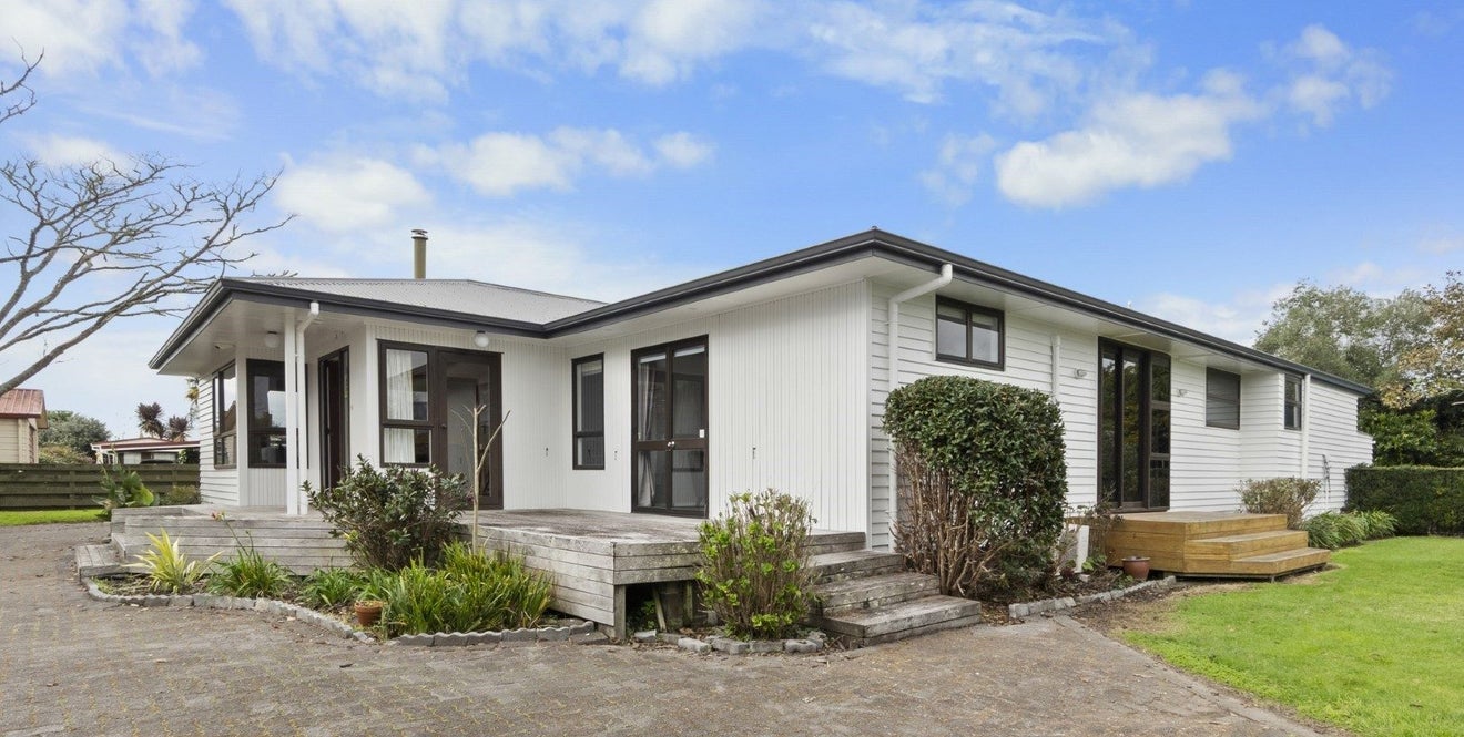 78 Enderley Avenue, Enderley, Hamilton - Carousel 1