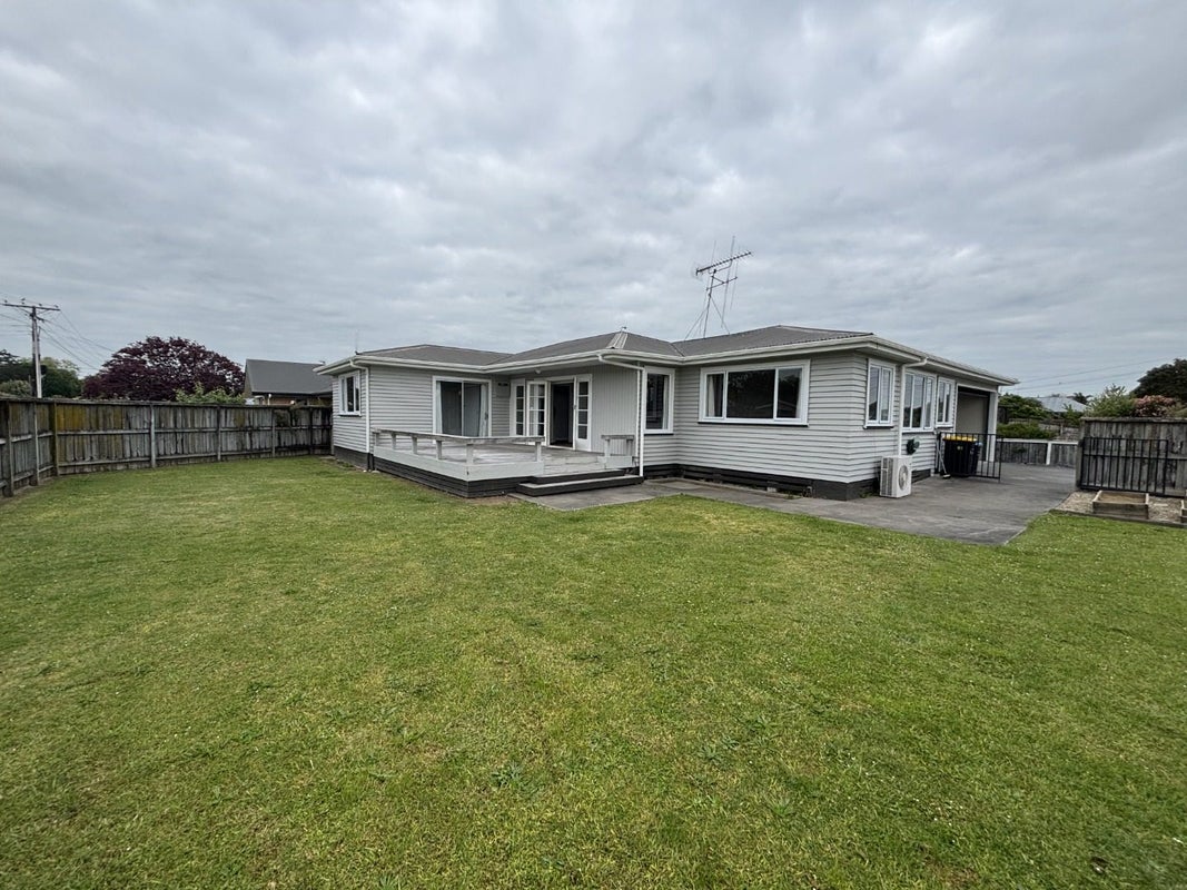 35 Hemans Street, Leamington, Cambridge - Carousel 1