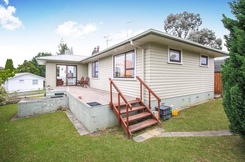 25 Cutler Street, New Lynn, Auckland - Carousel 2