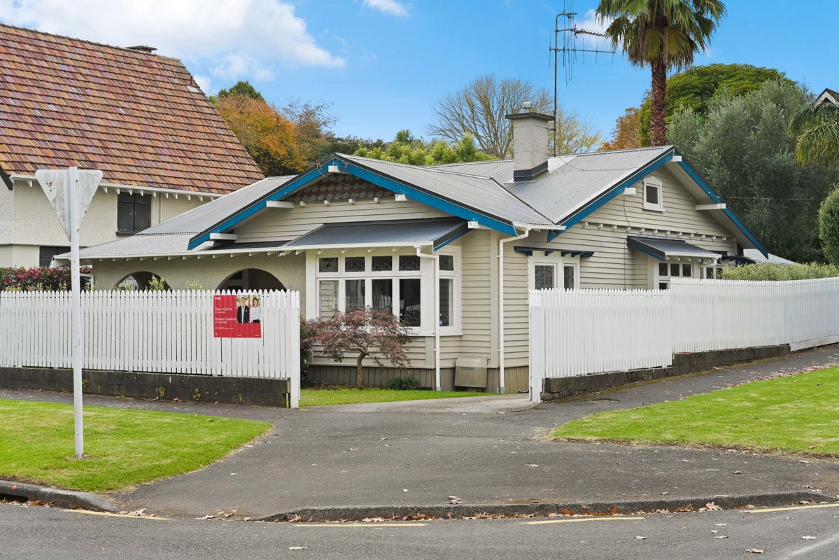 2 George Street, Claudelands, Hamilton - Carousel 18