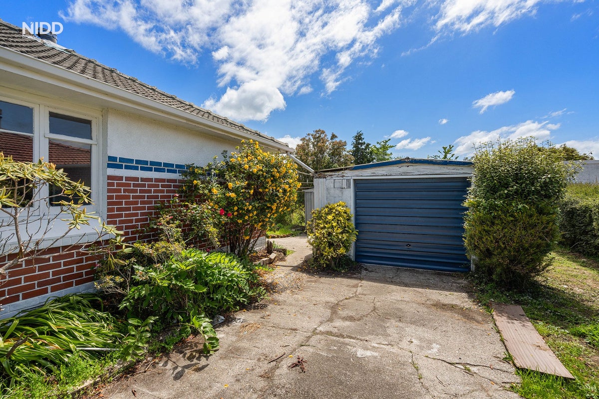 15 Delta Drive, Waldronville, Dunedin - Carousel 2