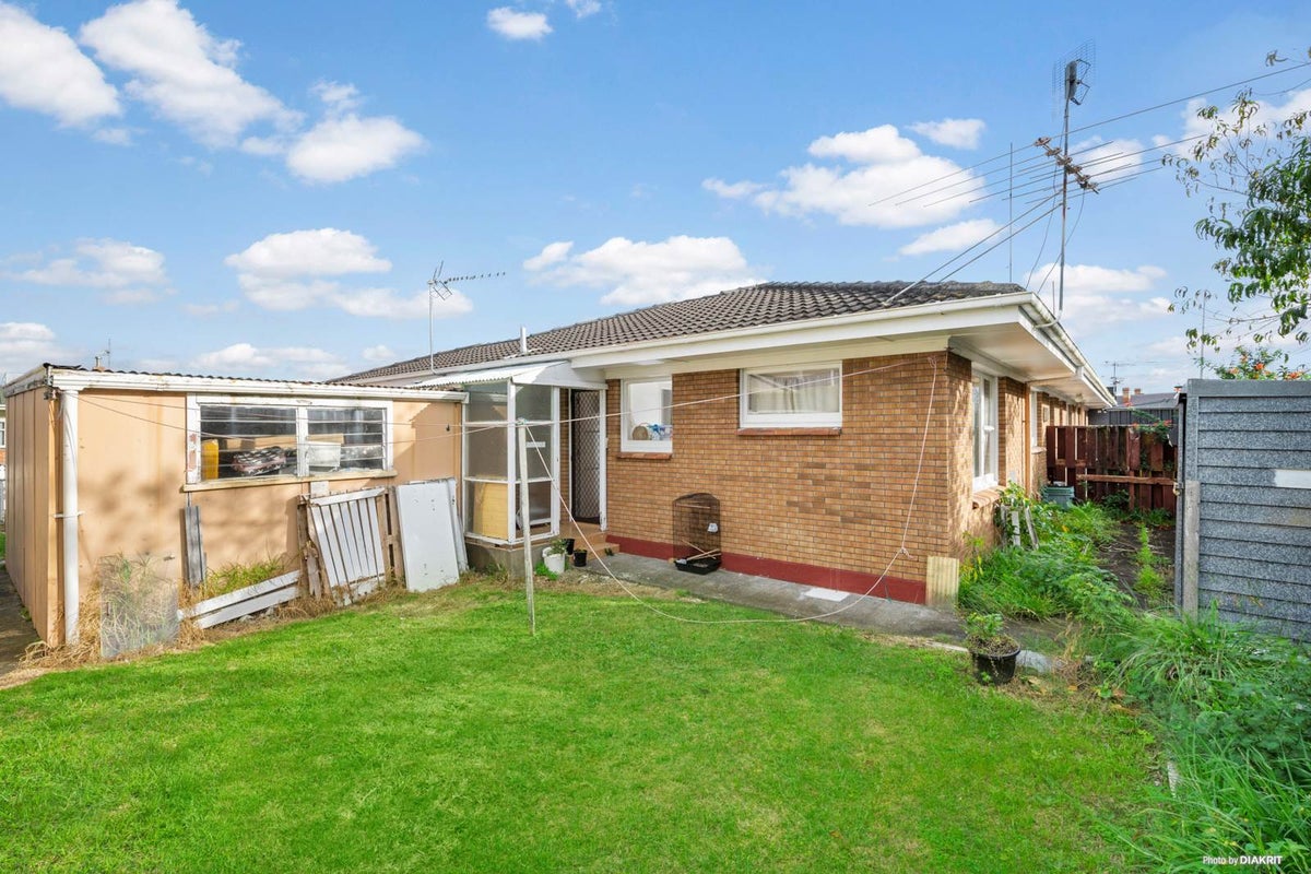 B/2 Glen Avenue, Papatoetoe, Auckland - Carousel 2