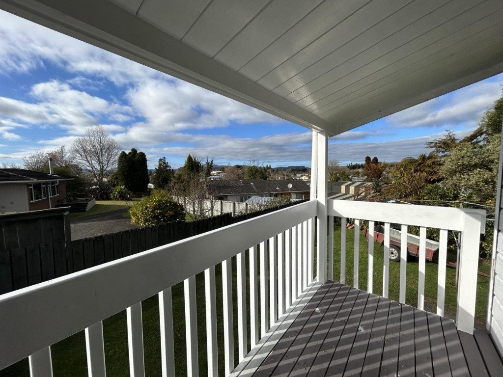 184B Clayton Road, Mangakakahi, Rotorua - Carousel 9