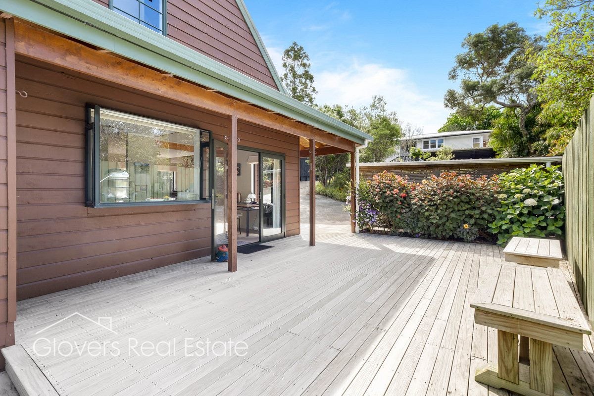1/37 Fairmount Road, Titirangi, Auckland - Carousel 2