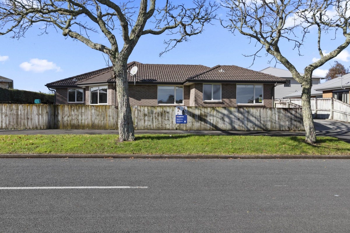 55A Houchens Road, Glenview, Hamilton - Carousel 1