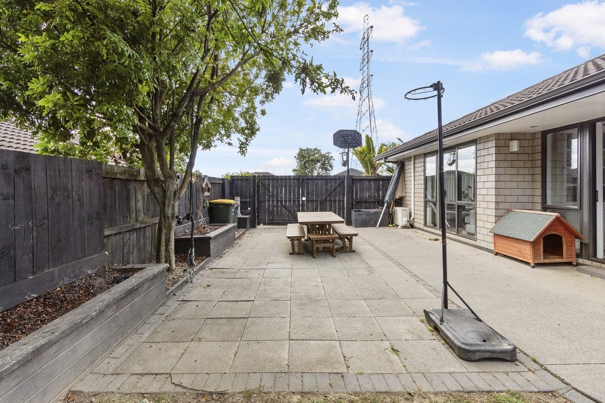 200 Harbourside Drive, Karaka, Papakura - Carousel 22
