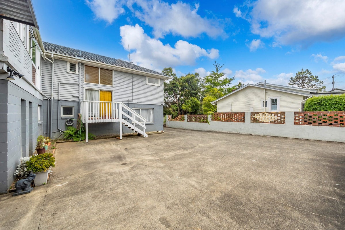 69 Sabulite Road, Kelston, Auckland - Carousel 2