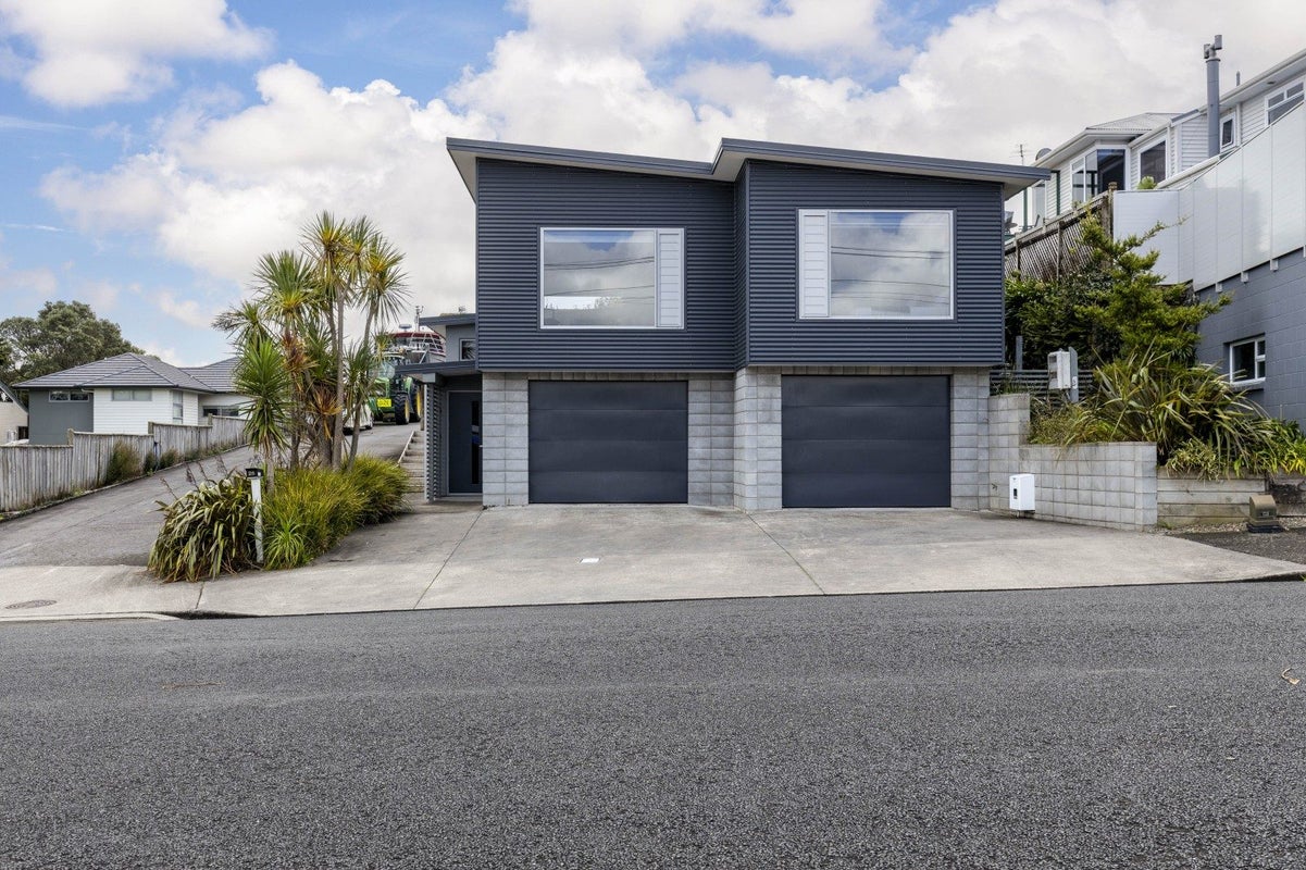 26 Birdwood Avenue, Moturoa, New Plymouth - Carousel 35