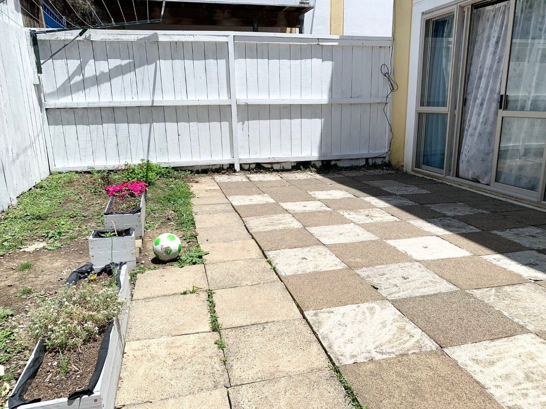 7/4 Ambrico Place, New Lynn, Auckland - Carousel 16
