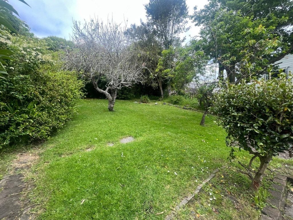 7 Osmond Court, Sunnyvale, Auckland - Carousel 21