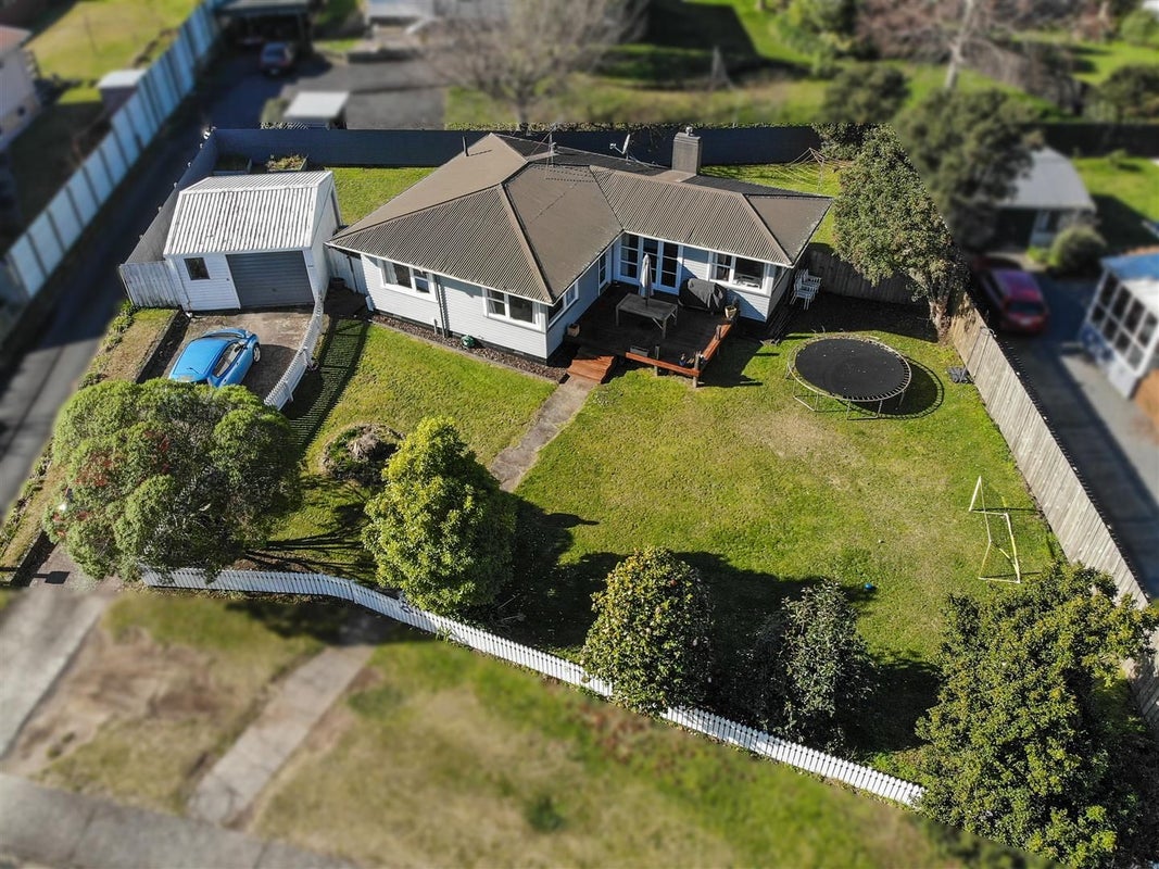 21 Pandora Avenue, Sunnybrook, Rotorua - Carousel 1