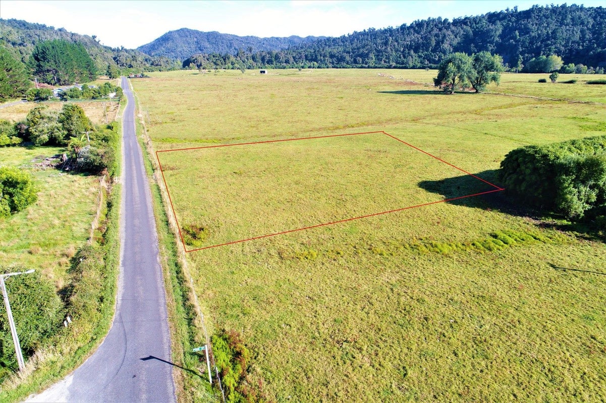 11 Mokihinui Preserve, Seddonville, Westport - Carousel 1