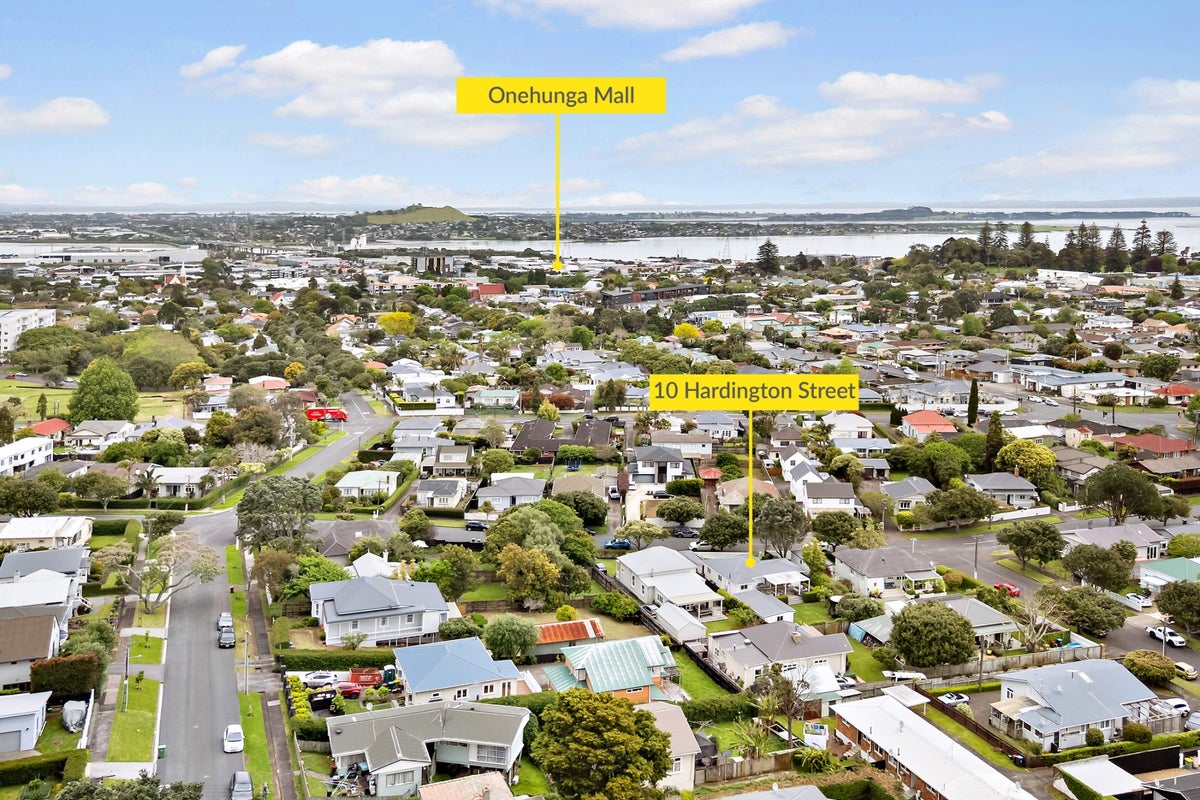 10 Hardington Street, Onehunga, Auckland - Carousel 40
