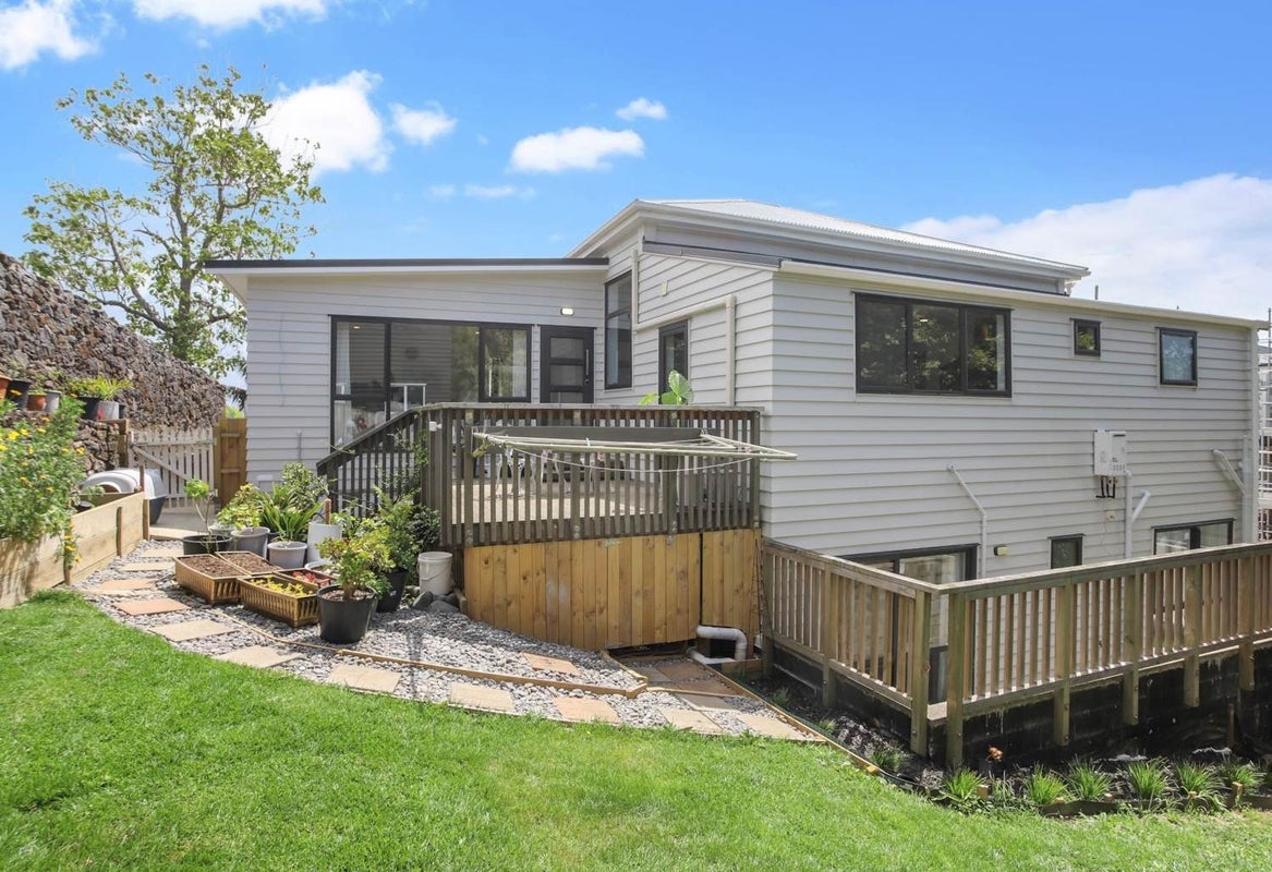 77 Balmoral Road, Mount Eden, Auckland - Carousel 1