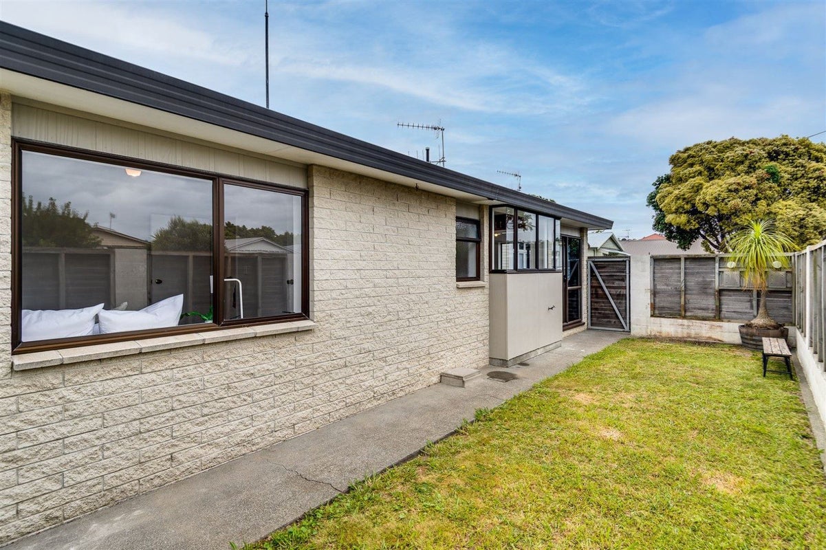 1/81 Wellesley Road, Napier South, Napier - Carousel 11