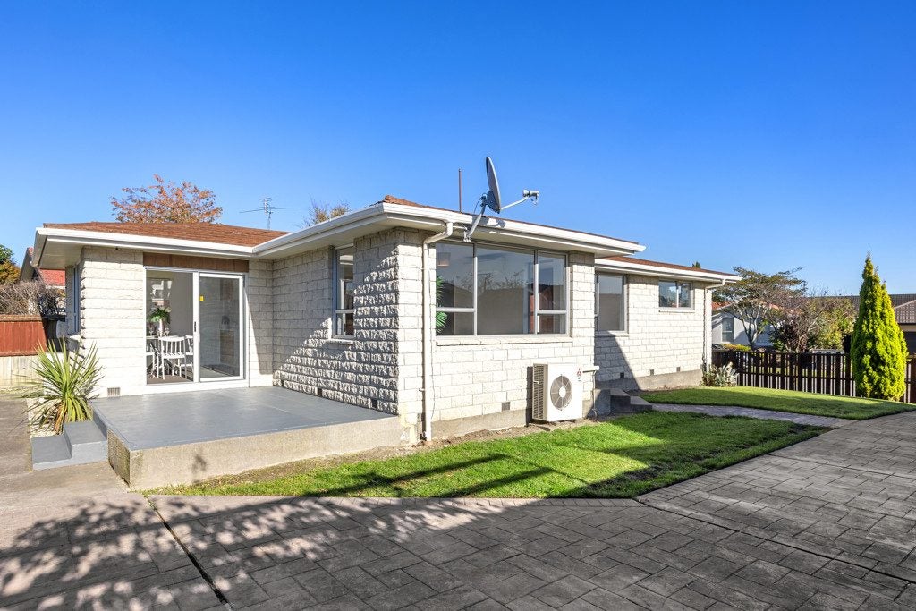 32 Muir Avenue, Halswell, Christchurch - Carousel 1