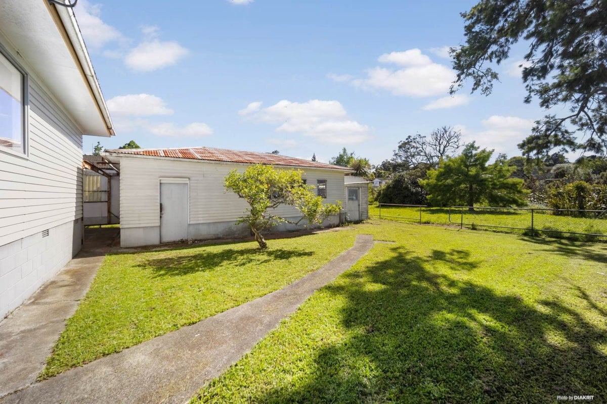 37 Daytona Road, Henderson, Auckland - Carousel 2