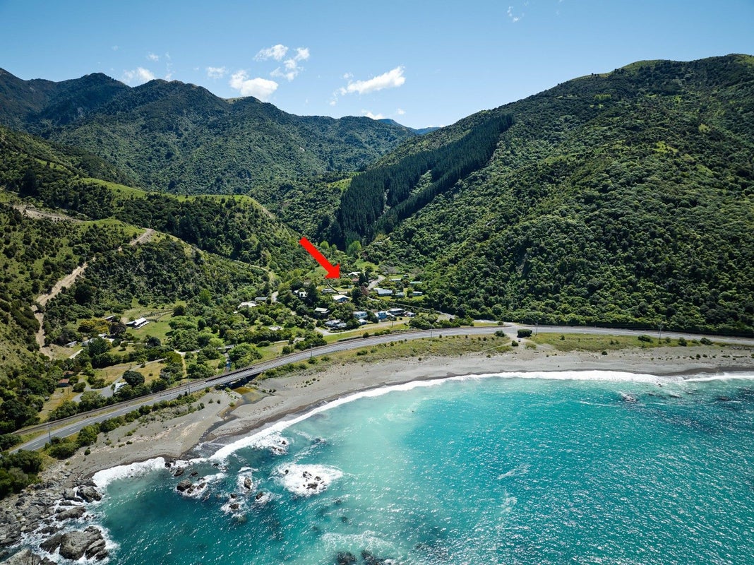 13 Makura Road, Goose Bay, Kaikoura - Carousel 2