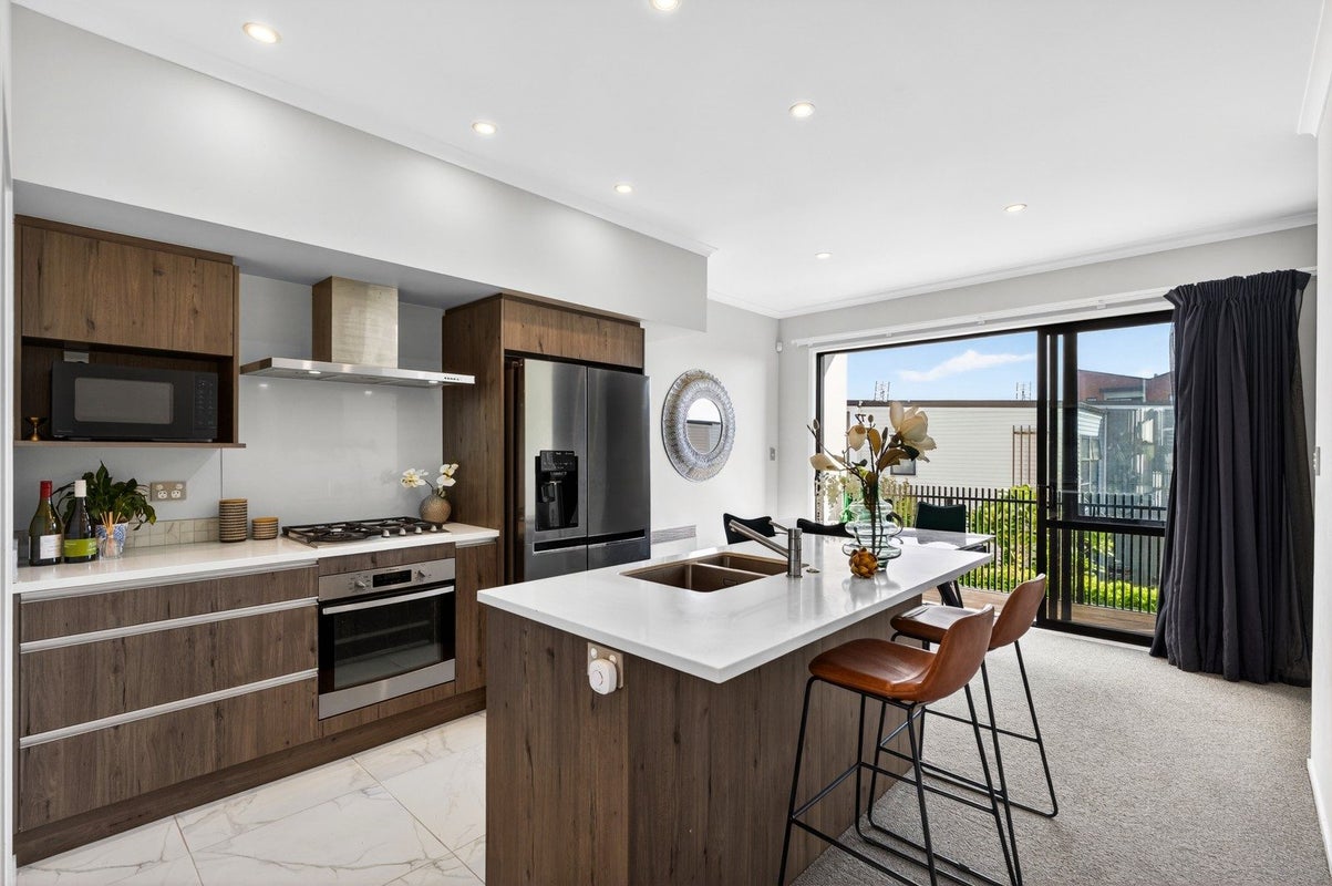 5 William Stratton Lane, Hobsonville, Auckland - Carousel 1