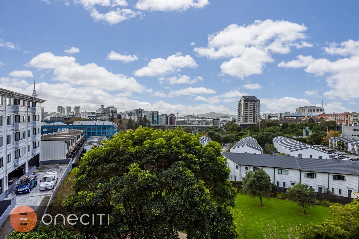 5A/16 Burton Street, Grafton, Auckland - Carousel 10