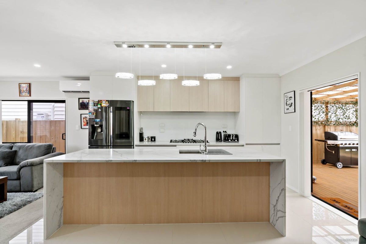 14 Bliss court, Takanini, Auckland - Carousel 2
