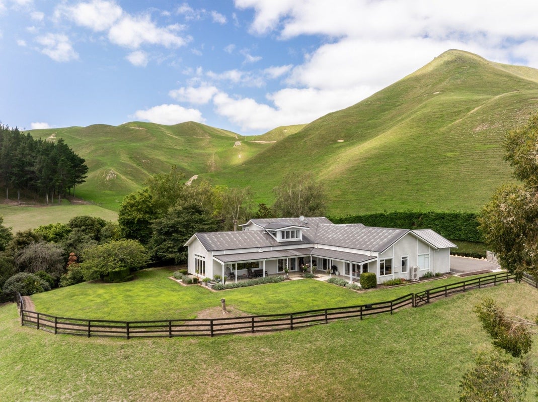 134 Cohrs Road, Poukawa, Hastings - Carousel 2