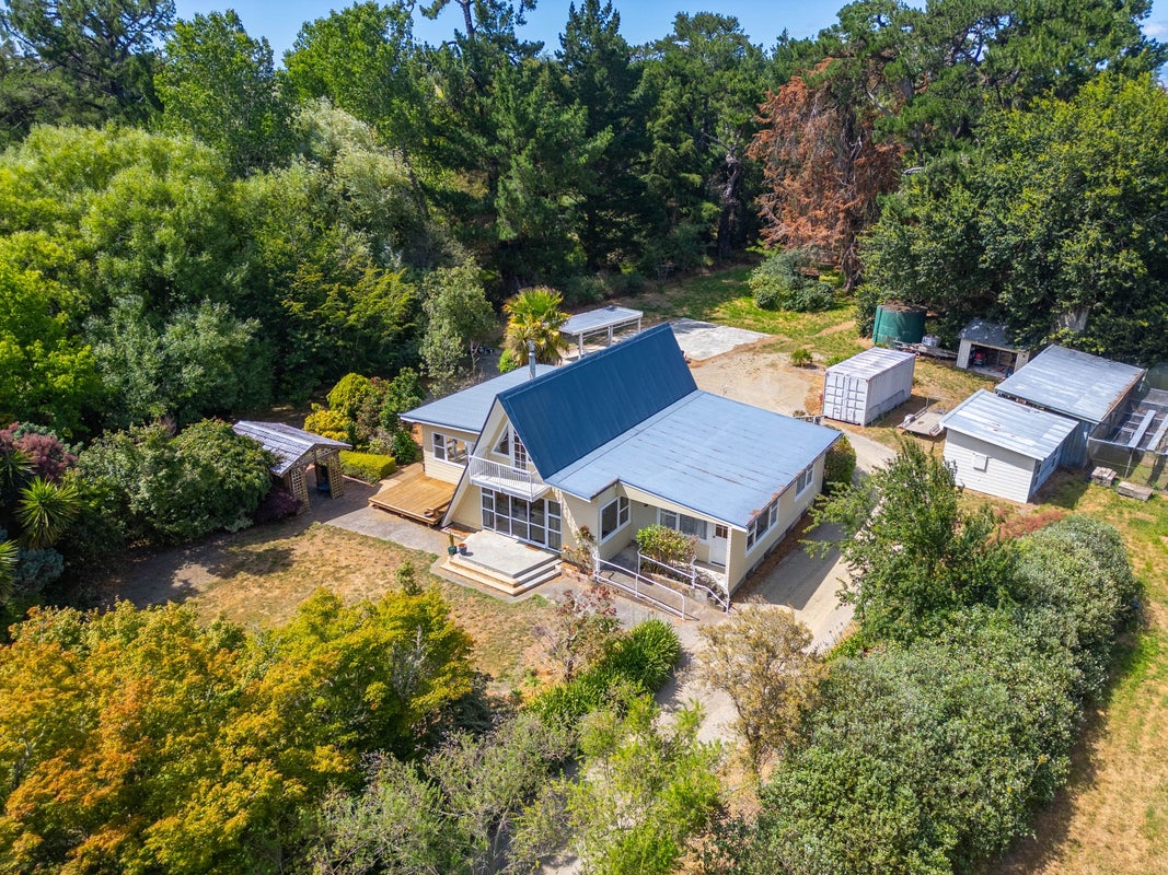 808 State Highway 53, Featherston - Carousel 2
