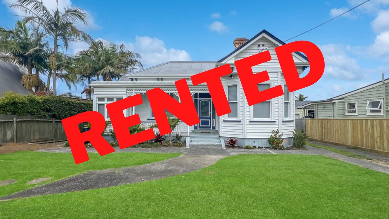 125 Vauxhall Road, Narrow Neck, Auckland - Carousel 1