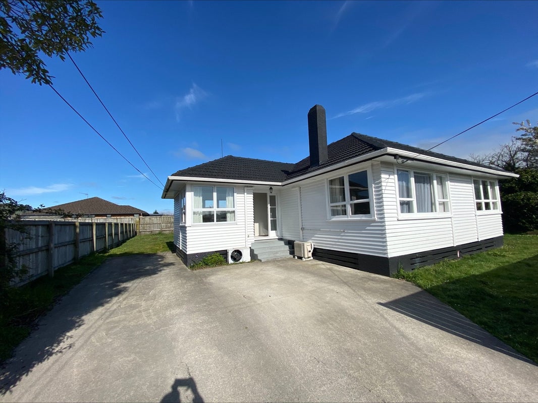 58 Wikaraka Street, Ngongotaha, Rotorua - Carousel 1