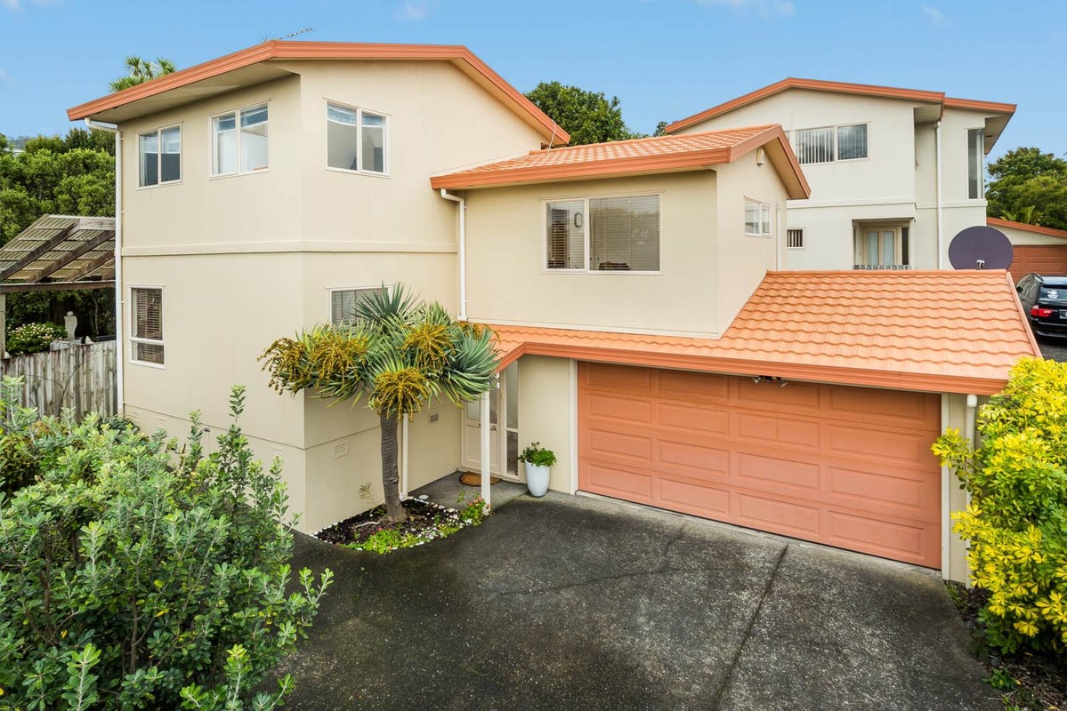 2/50 Bond Crescent, Forrest Hill, Auckland - Carousel 25