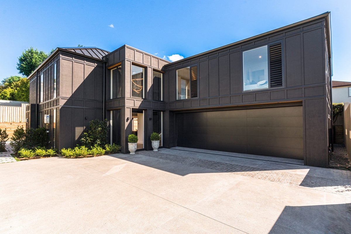 10A Dromorne Road, Remuera, Auckland - Carousel 2