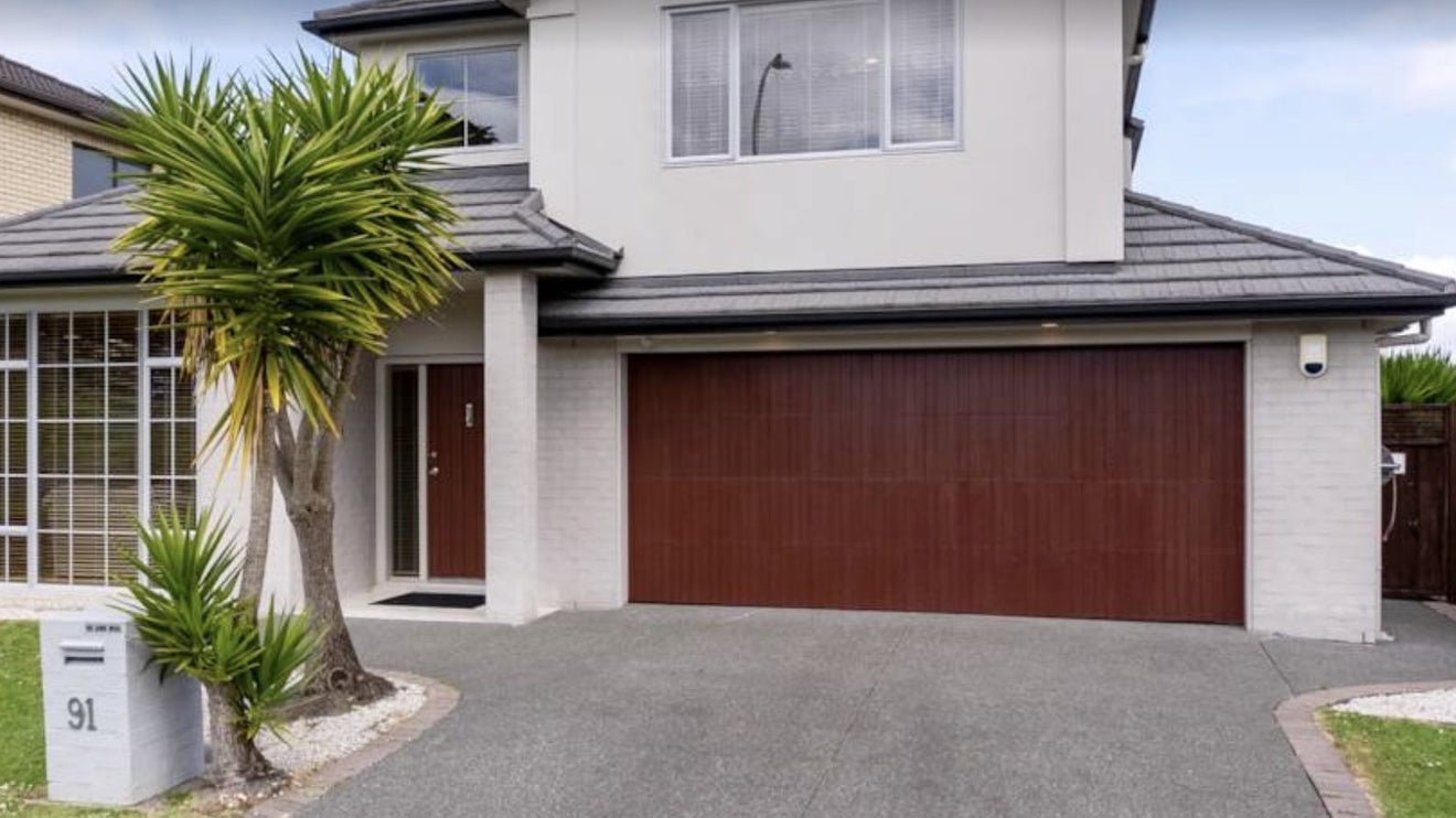 91 Baverstock Road, Flat Bush, Auckland - Carousel 1