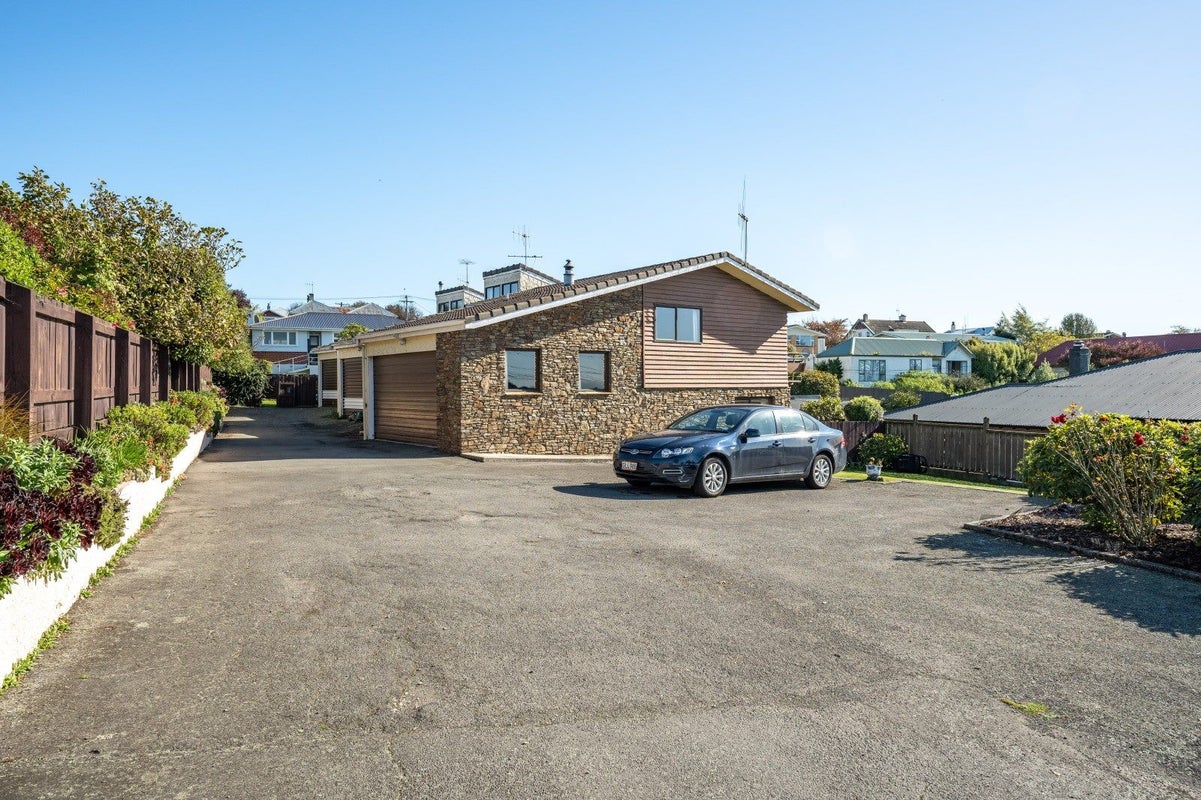 1/30 Hull Street, South Hill, Oamaru - Carousel 23