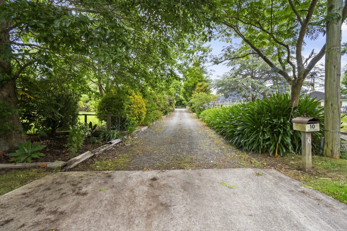 10 Skerman Street, Marton, Marton - Carousel 25
