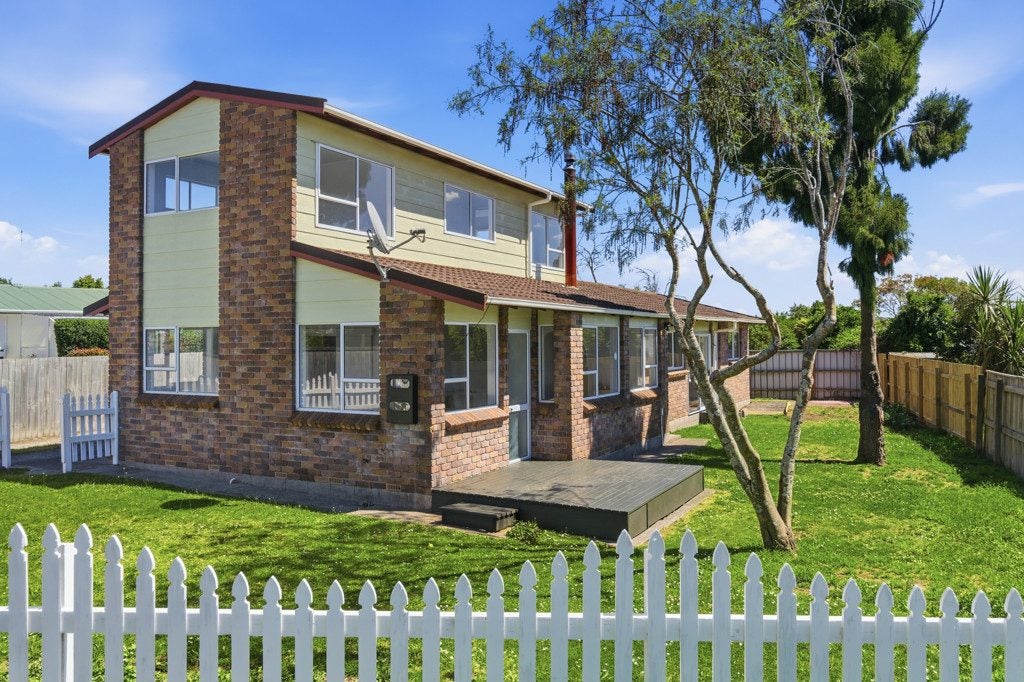 20A Robinson Avenue, Holdens Bay, Rotorua - Carousel 1