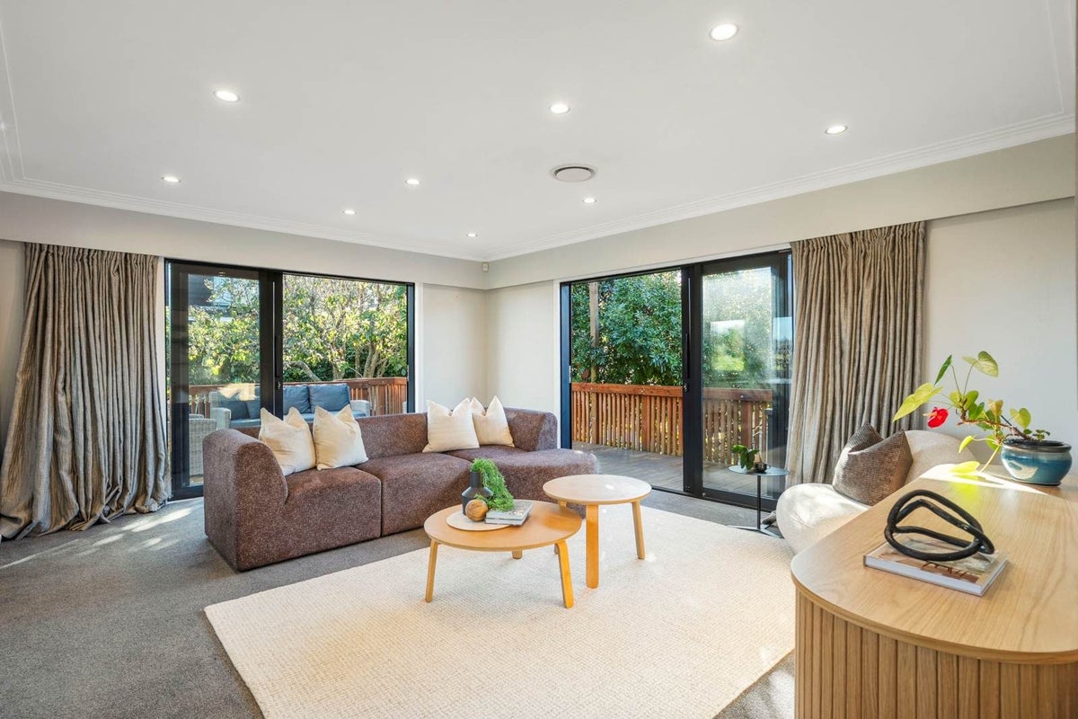 1/38 Thatcher Street, Mission Bay, Auckland - Carousel 2