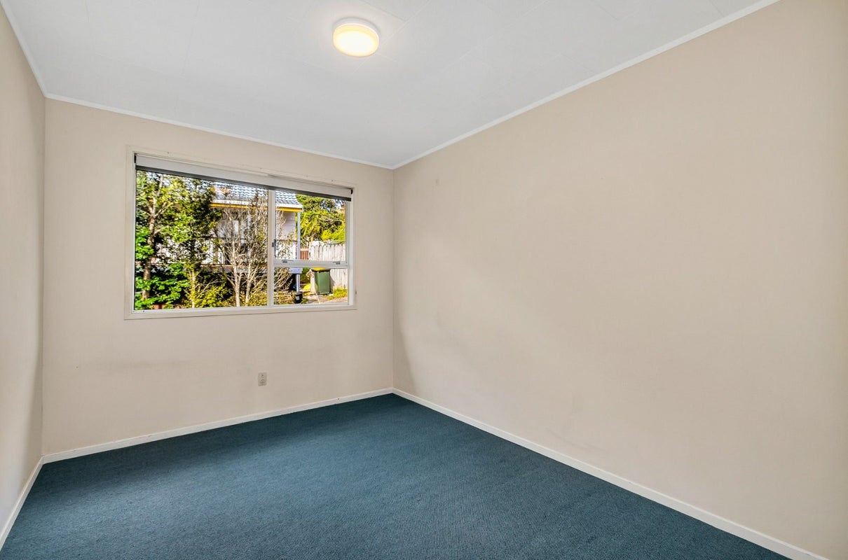 68 Spinella Drive, Bayview, Auckland - Carousel 9