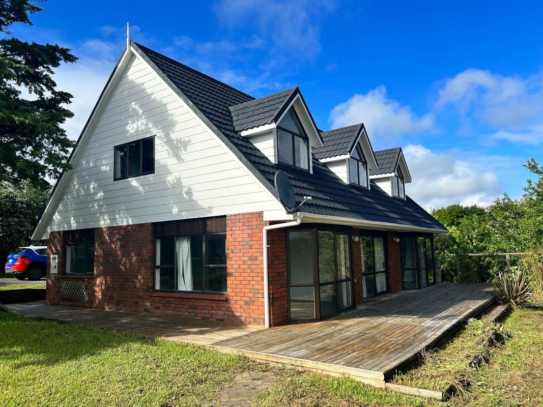 34 Kennedy Road, Albany - Carousel 1