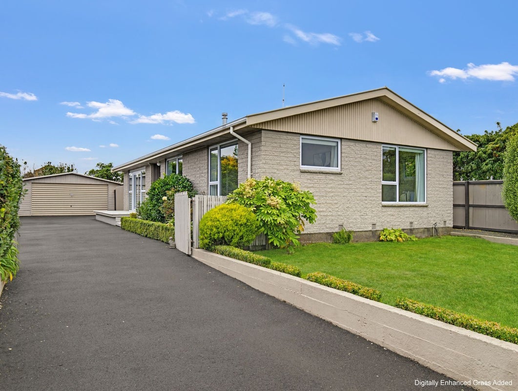 38 Fern Drive, Halswell, Christchurch - Carousel 1
