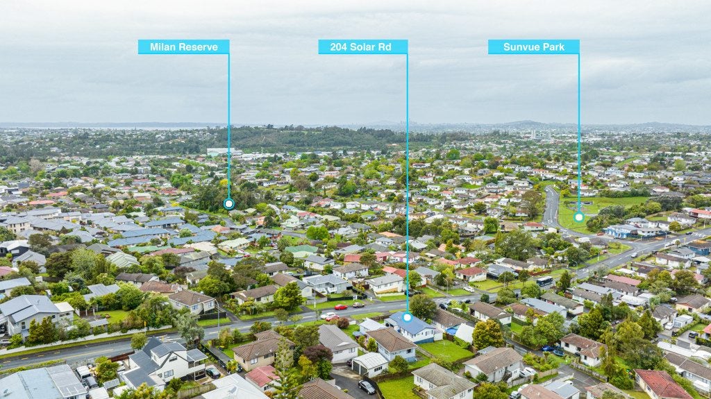 204 Solar Road, Glen Eden, Auckland - Carousel 24