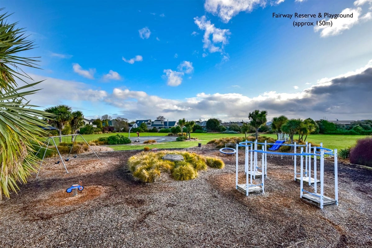7 Fairway Drive, Shirley, Christchurch - Carousel 30