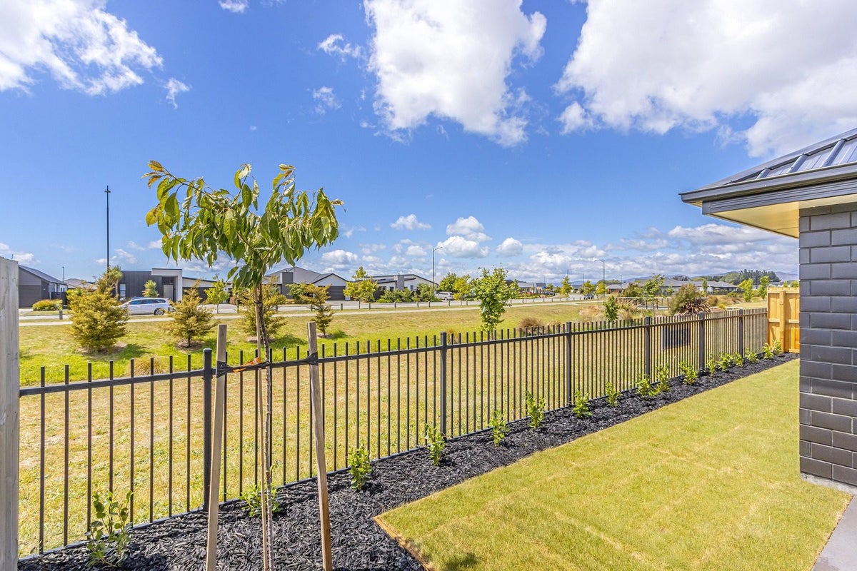 15 Ellesmere Street, Marshland, Christchurch - Carousel 13