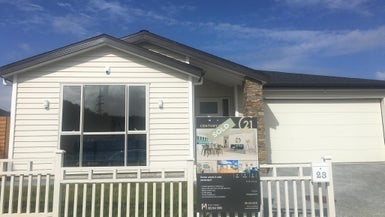 23 Jeroboam Loop, Kumeu - Carousel 1