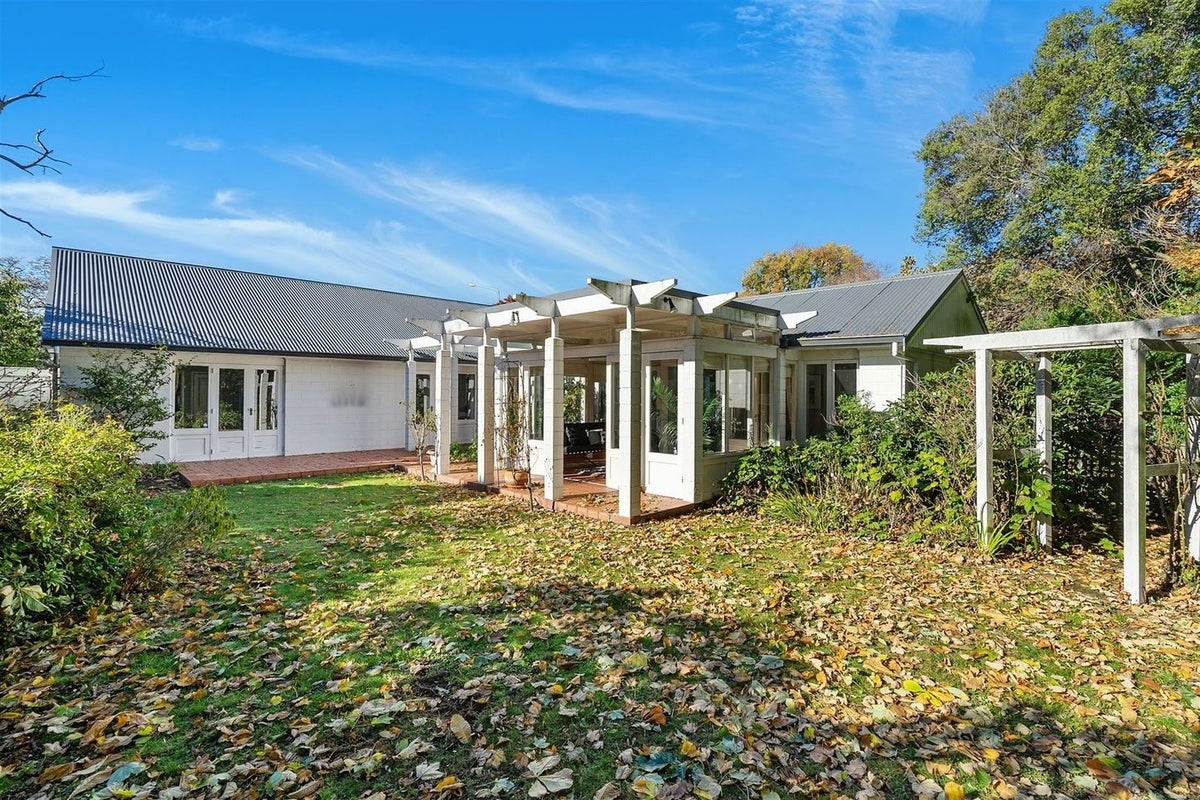 147 Straven Road, Fendalton, Christchurch - Carousel 11