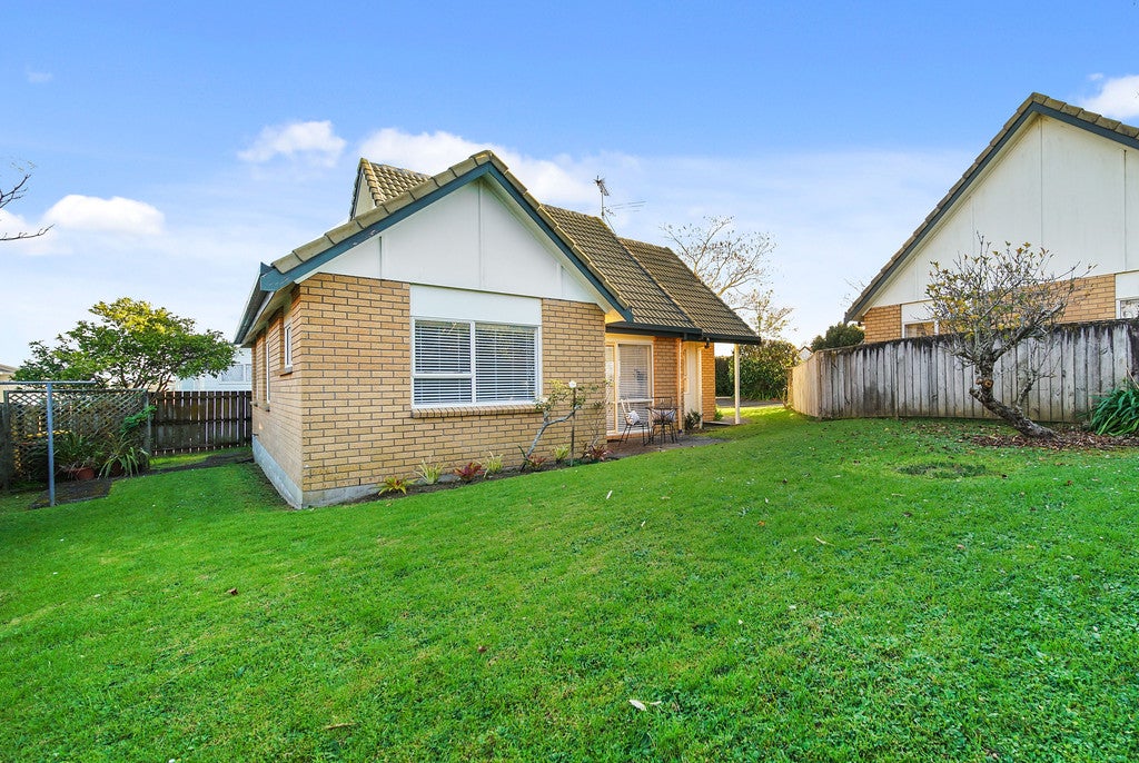 5/55 Moore Street, Howick, Auckland - Carousel 13