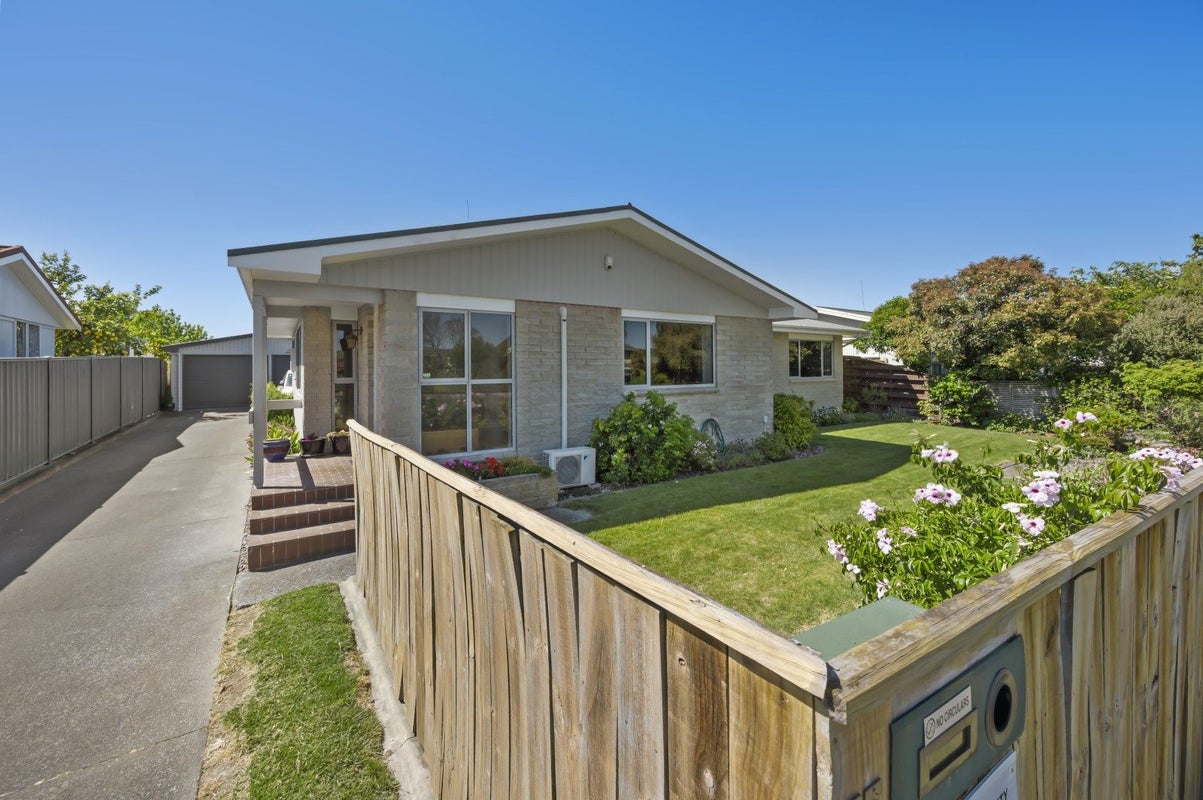 75 York Avenue, Tamatea, Napier - Carousel 1