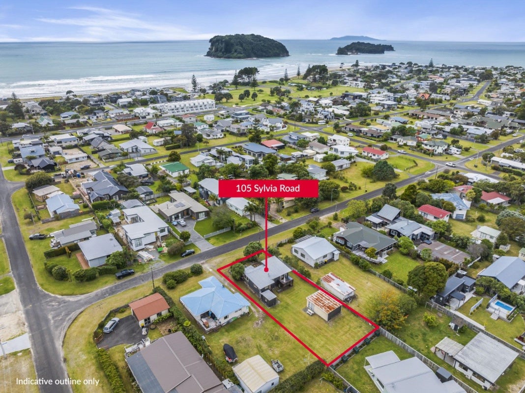 105 Sylvia Road, Whangamata - Carousel 1