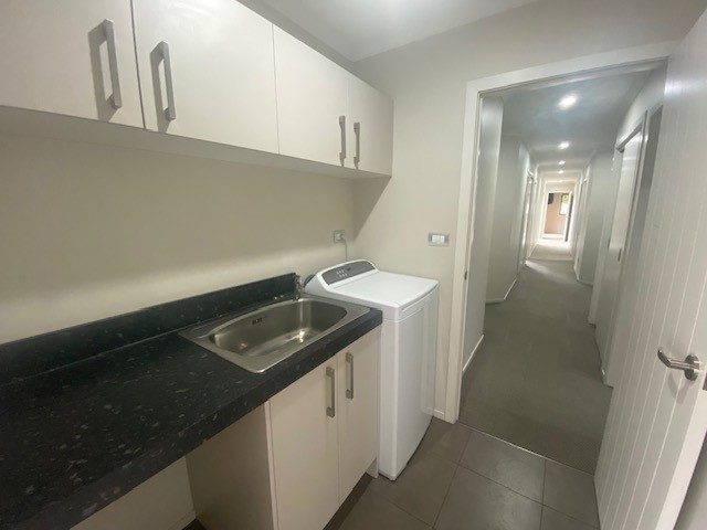9 Bree Place, Flagstaff, Hamilton - Carousel 22