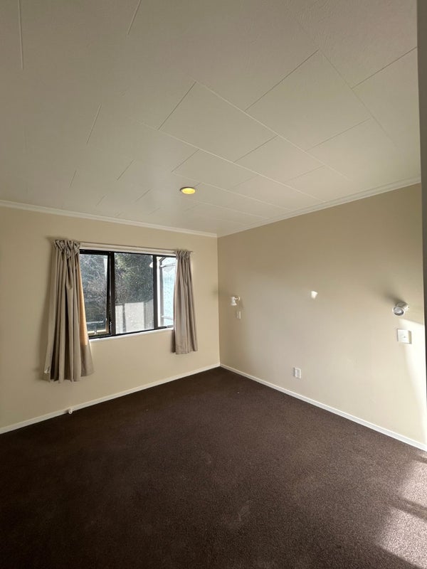 57A Lismore Street, Merrilands, New Plymouth - Carousel 2