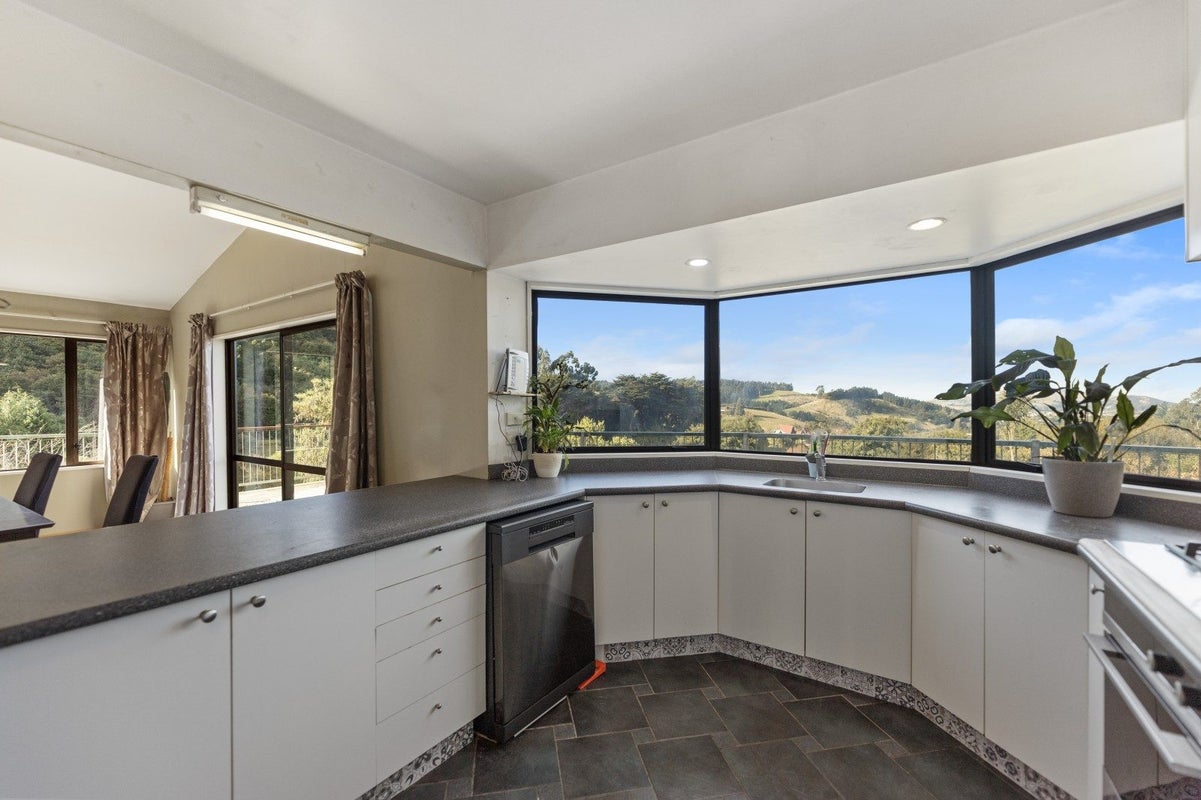 121 Hall Road, Sawyers Bay, Port Chalmers - Carousel 2